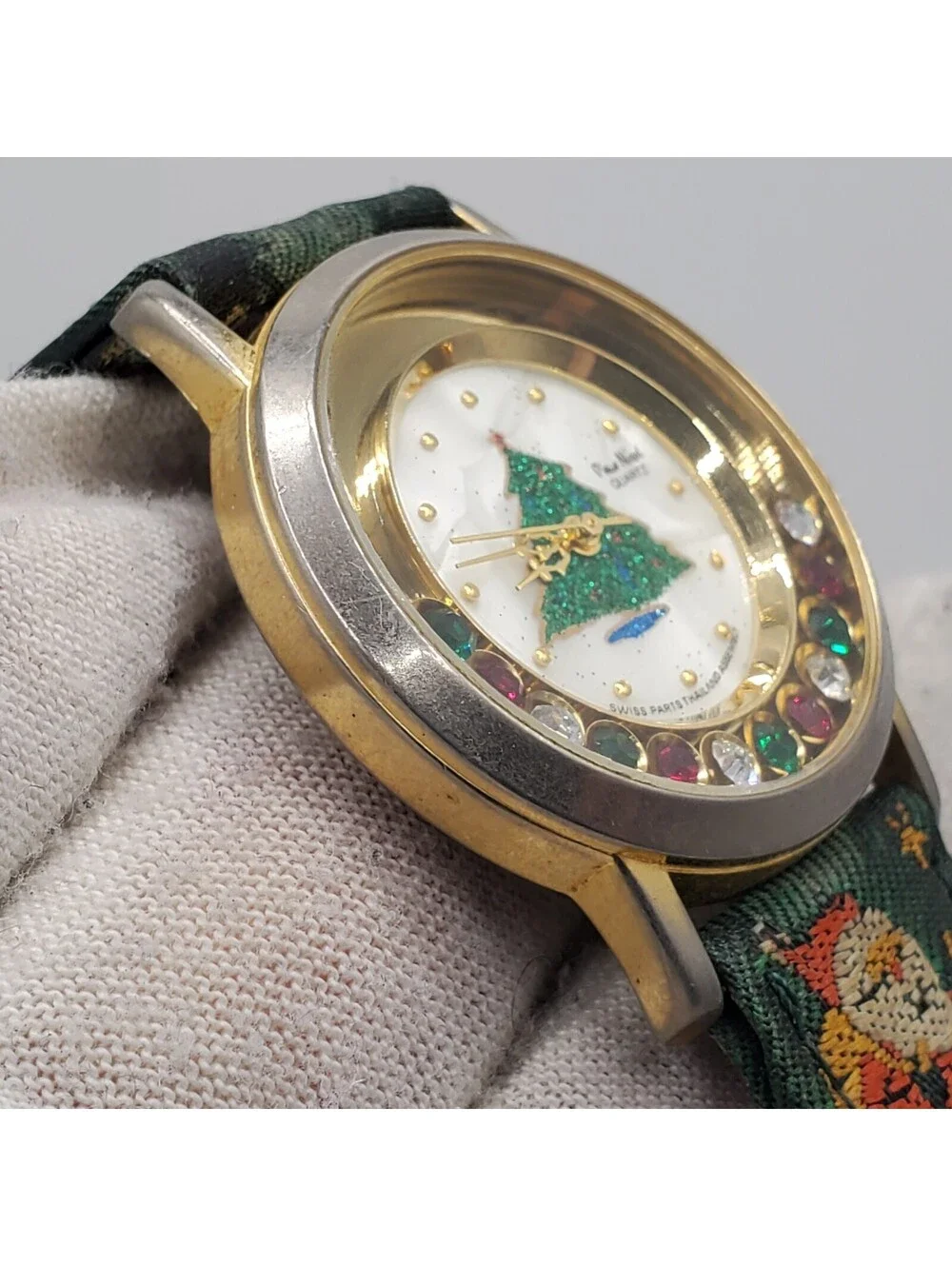 Pierre Nicole Christmas Watch Women 33mm New Battery Christmas Tree Santa Band